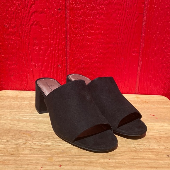 Worthington Shoes Sandals - Picture 2 of 6